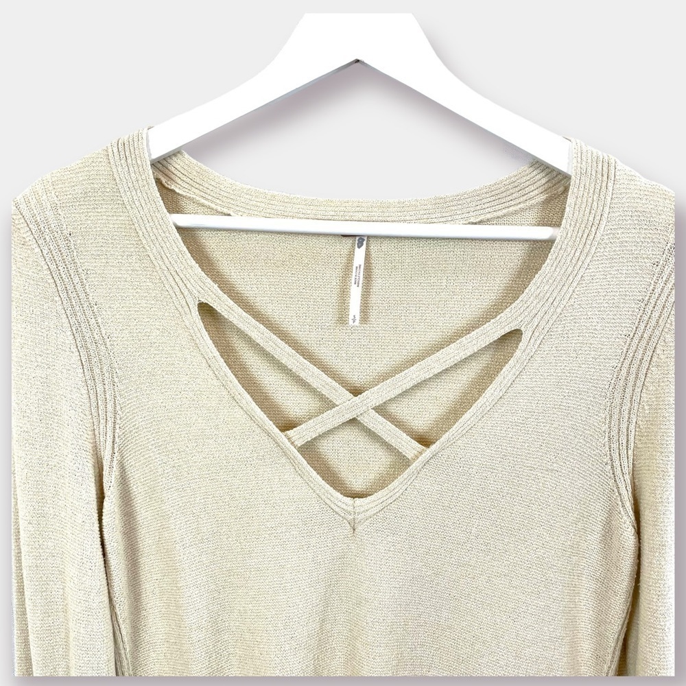 Free People Tunic Sweater Boho Criss Cross Side Slit Knit Cream Size Small - Picture 4 of 6